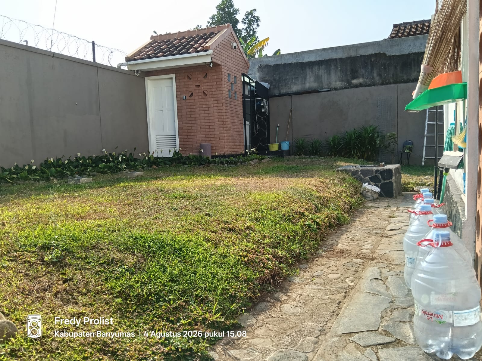 Dijual Rumah Home Stay Asri Bergaya Vintage Dekat Stasiun Kereta Purwokerto - Bobosan  view 3