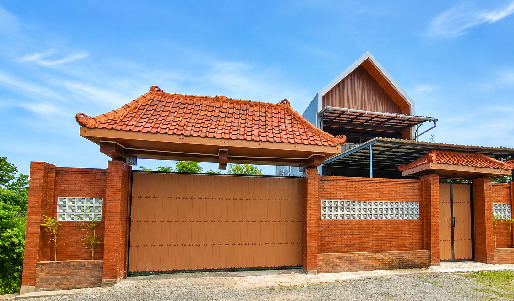 RUMAH BARU MINIMALIS 4 KAMAR – LOKASI STRATEGIS DI TENGAH KOTA PURWOKERTO - GOR view 1