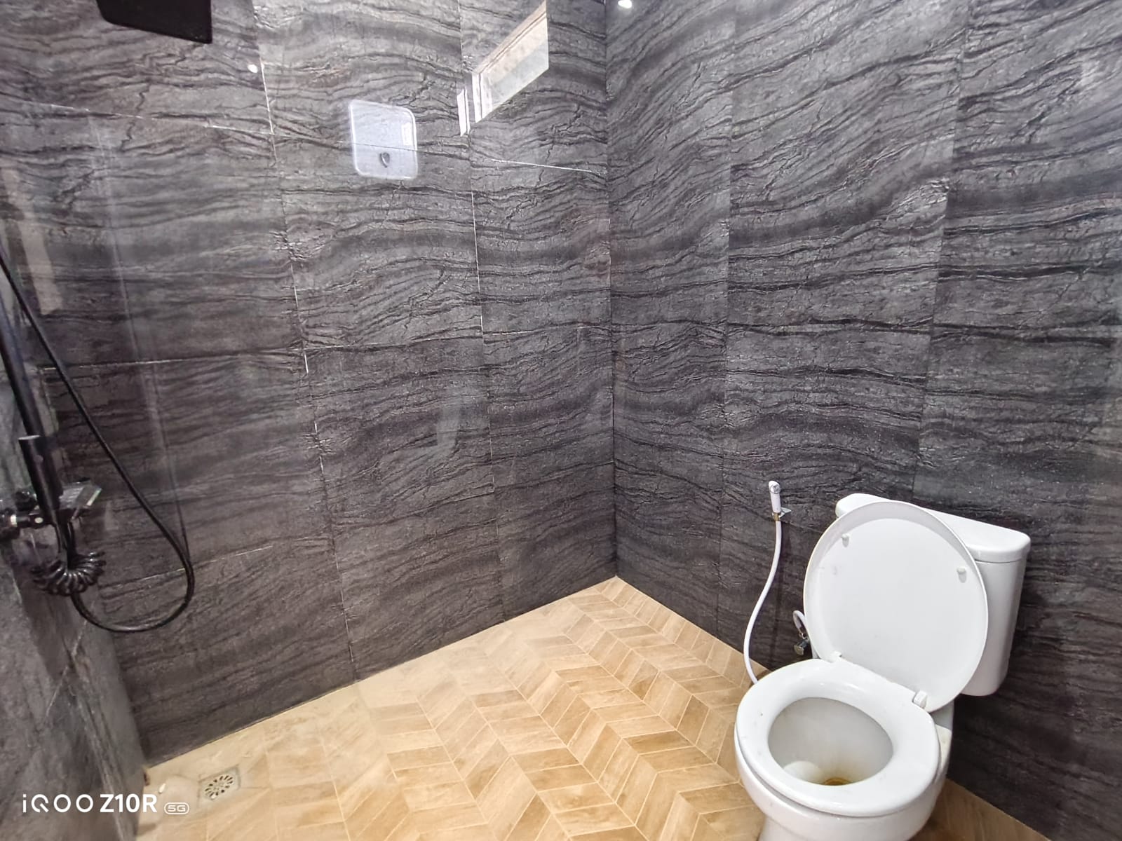  RUMAH BARU MINIMALIS 4 KAMAR – LOKASI STRATEGIS DI TENGAH KOTA PURWOKERTO - GOR view 18