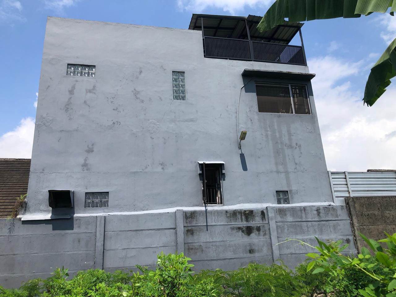 Dijual Rumah Minimalis 2 Lantai 5 Menit Stasiun Purwokerto - Regency view 4