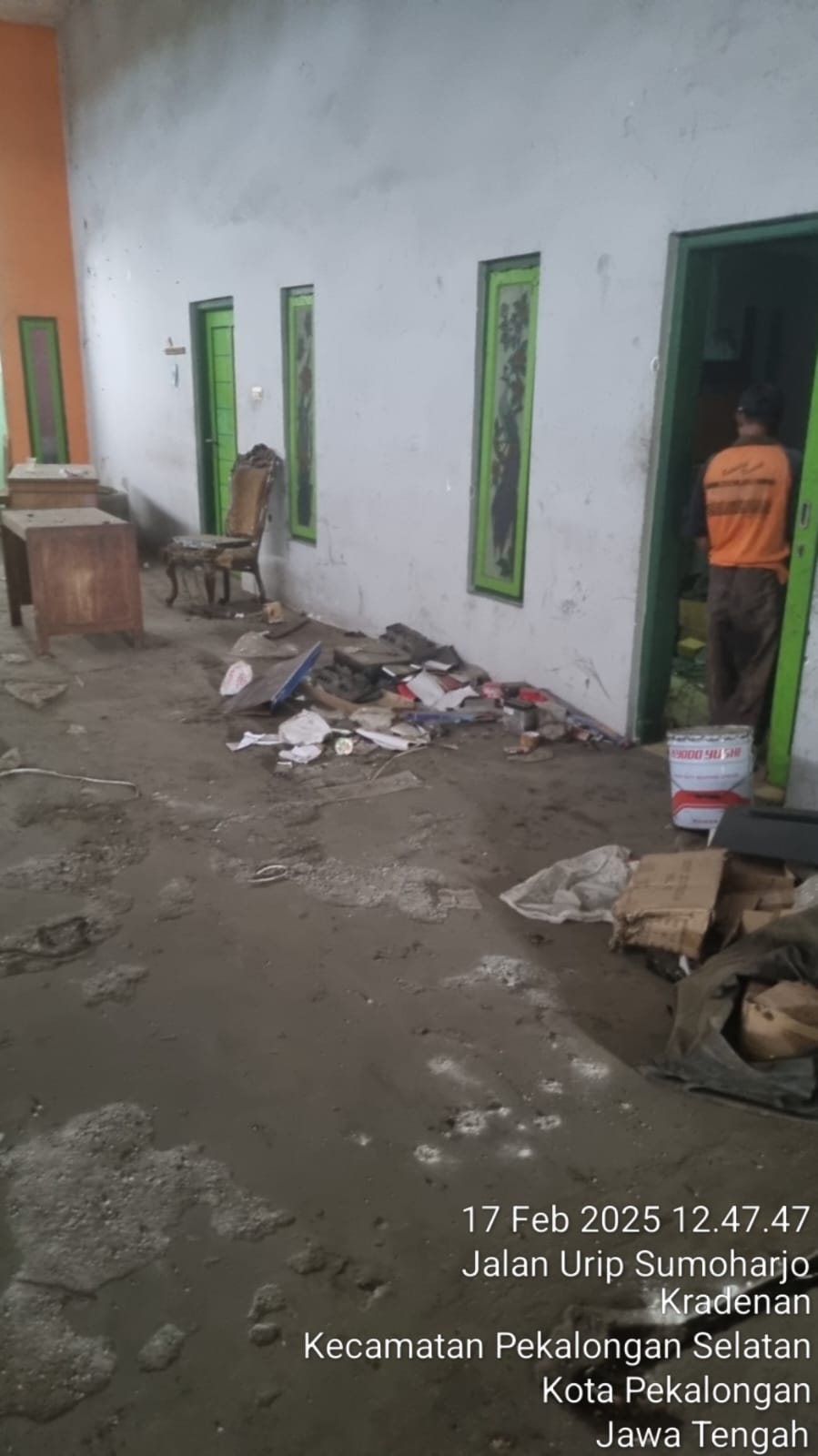 Dijual Gudang Distributor Akses 2 Mobil Dijalan Utama - Buaran Pekalongan view 5