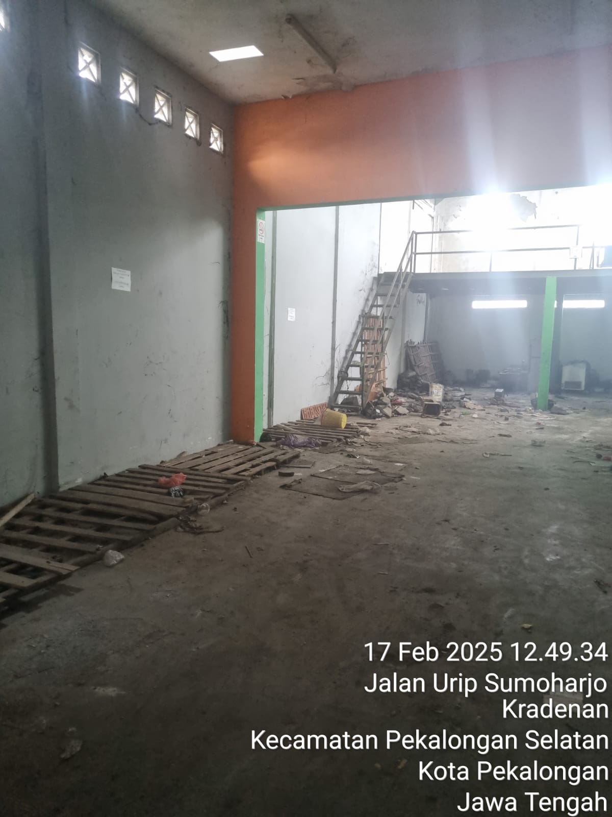 Dijual Gudang Distributor Akses 2 Mobil Dijalan Utama - Buaran Pekalongan view 8