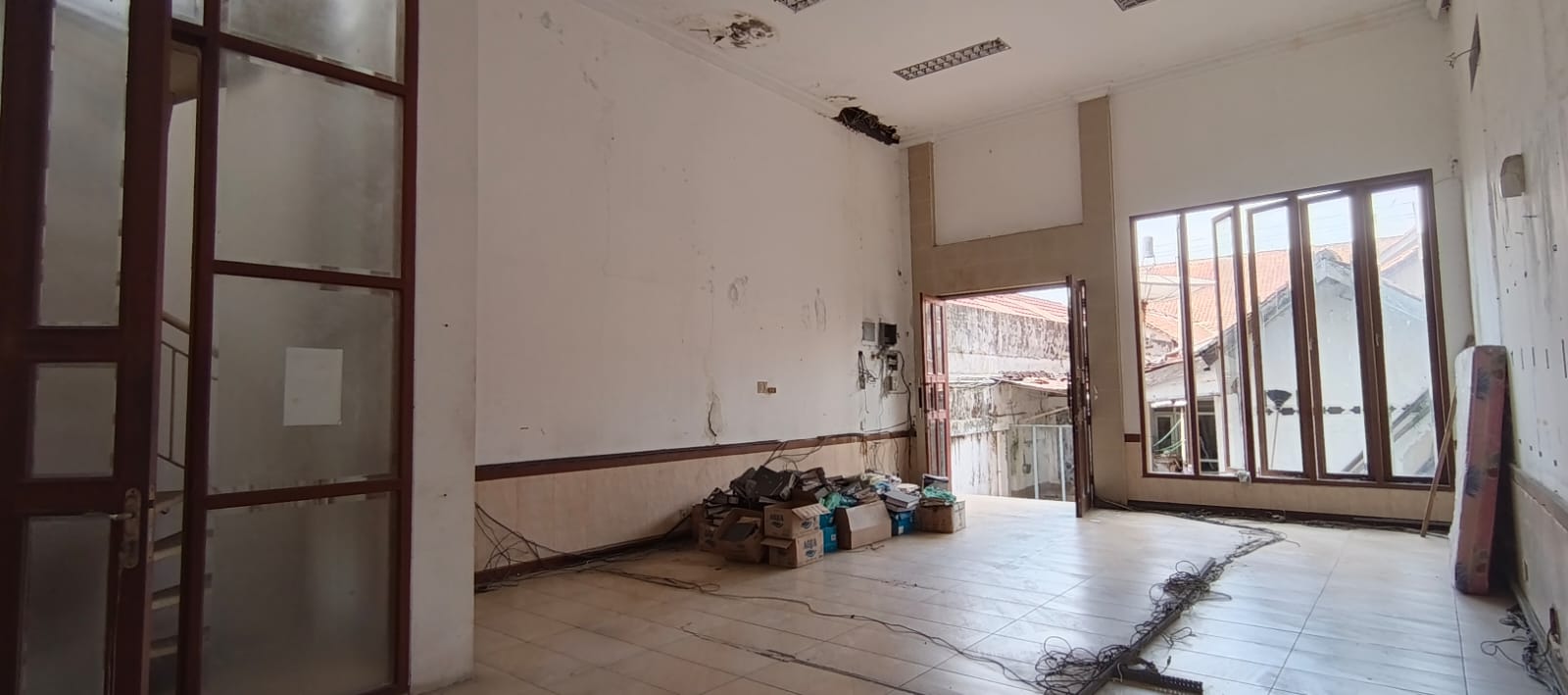 Dijual Tanah Dan Bangunan Klasik Pusat Kota Purwokerto Dekat Pasar Wage view 10
