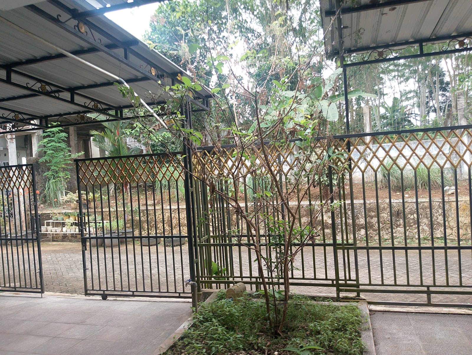  DIJUAL RUMAH 2 KAMAR GRAND SAFIRA KARANGSALAM KEDUNGBANTENG view 3