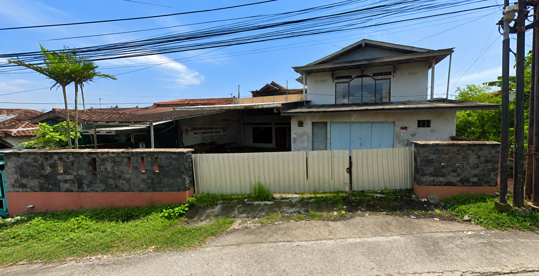  Dijual Bangunan Pinggir Jalan Nasional Purwokerto  - Veteran  view 1