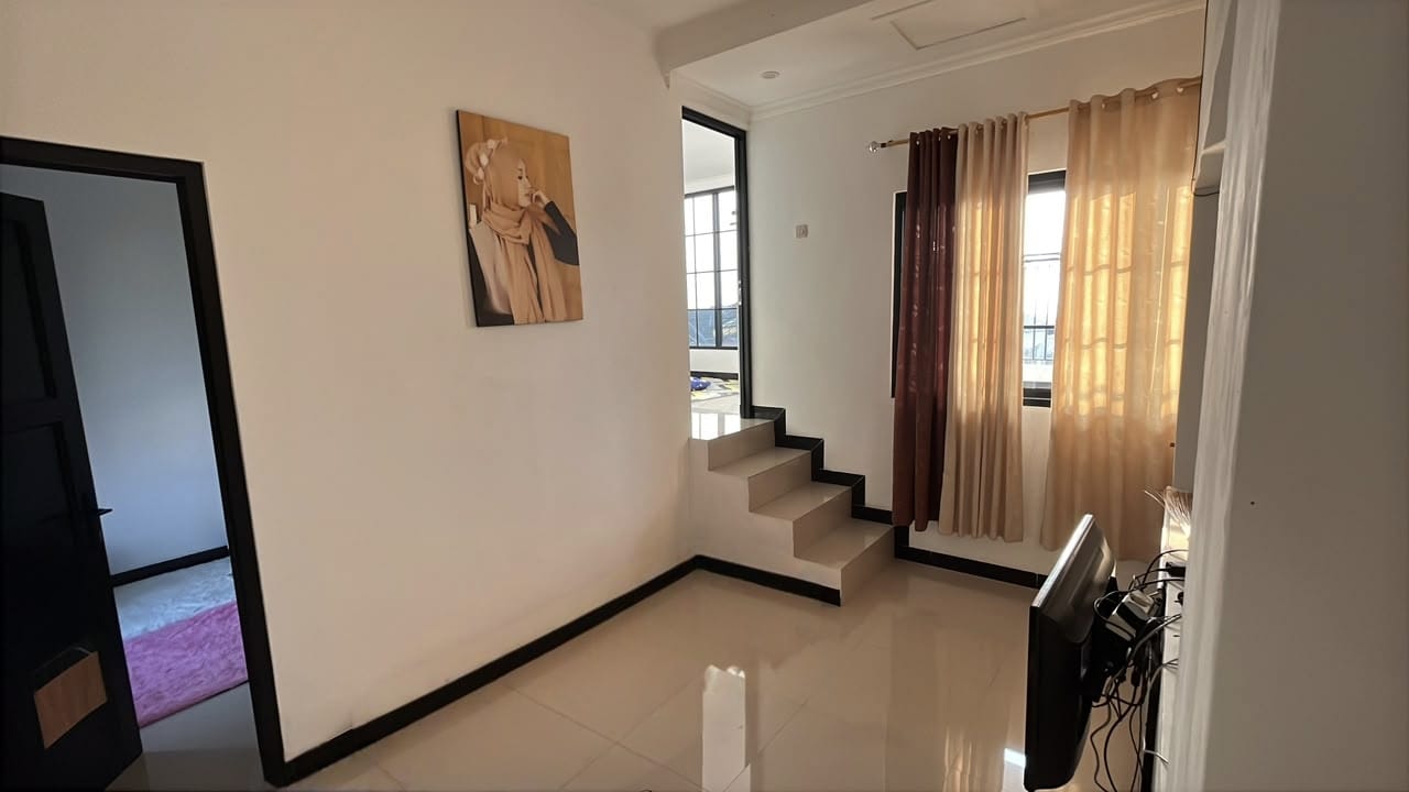Dijual Rumah 2 Lantai 4 Menit ke RS Margono - Ledug view 2