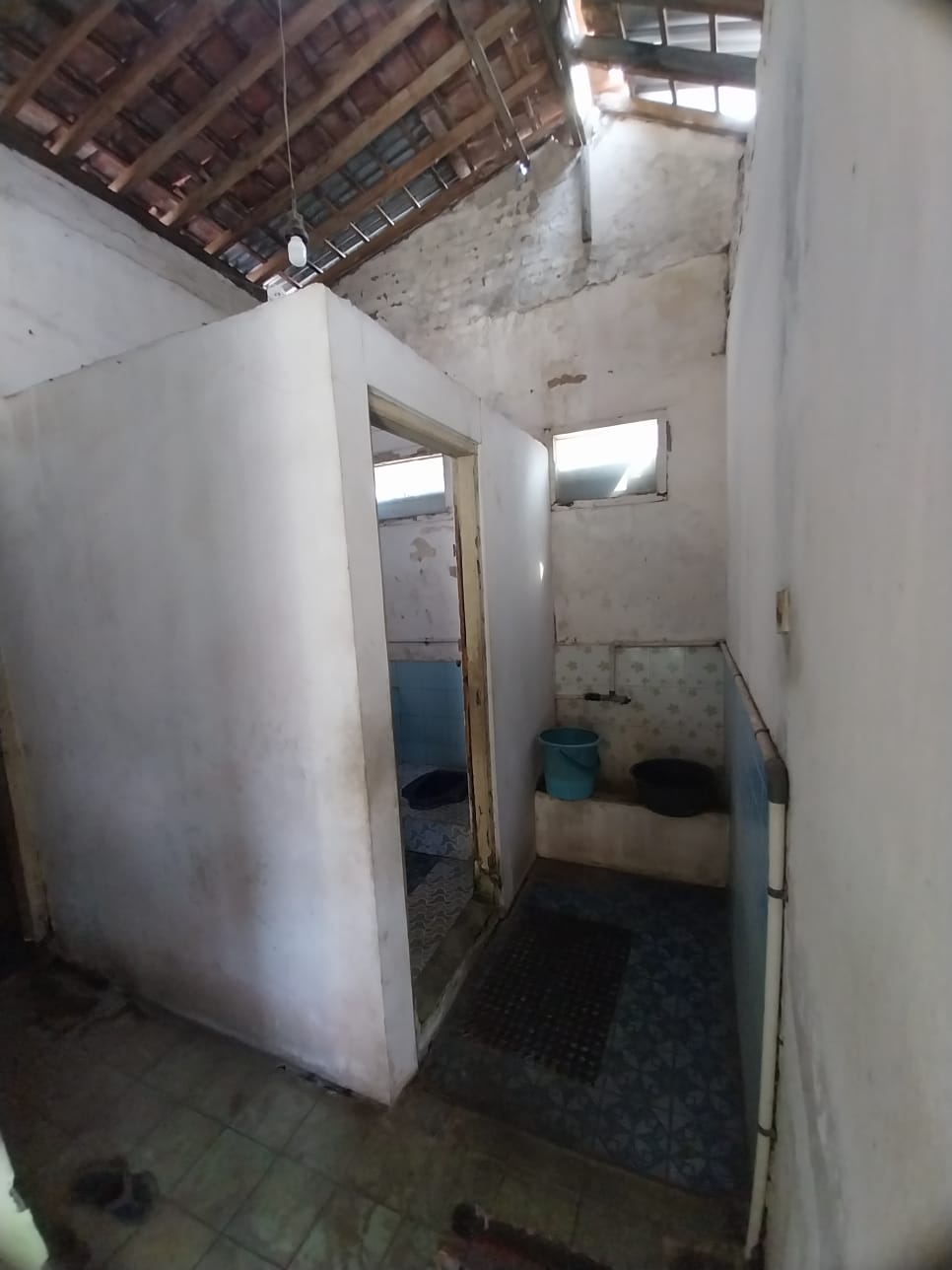  Rumah Menarik Pinggir Jalan Raya 2 Menit Rita Supermall Purwokerto - Kalibener view 6