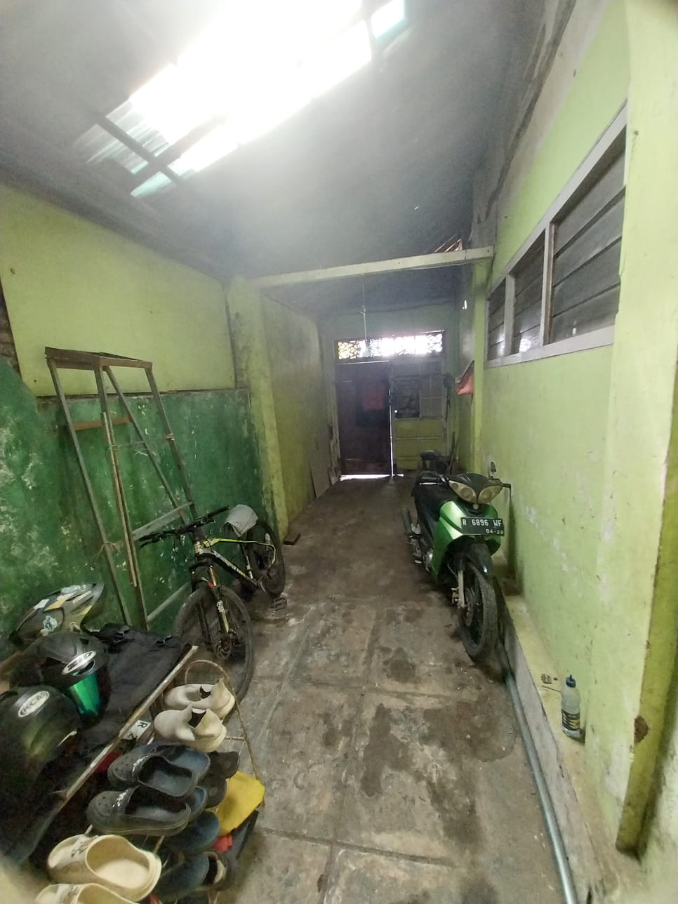  Rumah Menarik Pinggir Jalan Raya 2 Menit Rita Supermall Purwokerto - Kalibener view 11