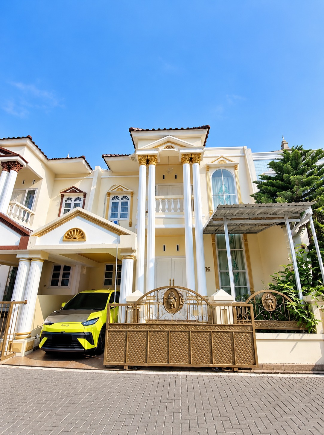  RUMAH MEWAH MEDITERANIA DUA LANTAI, HANYA 9 MENIT GATE TOL GAYAMSARI SEMARANG LUMBUNG SARI