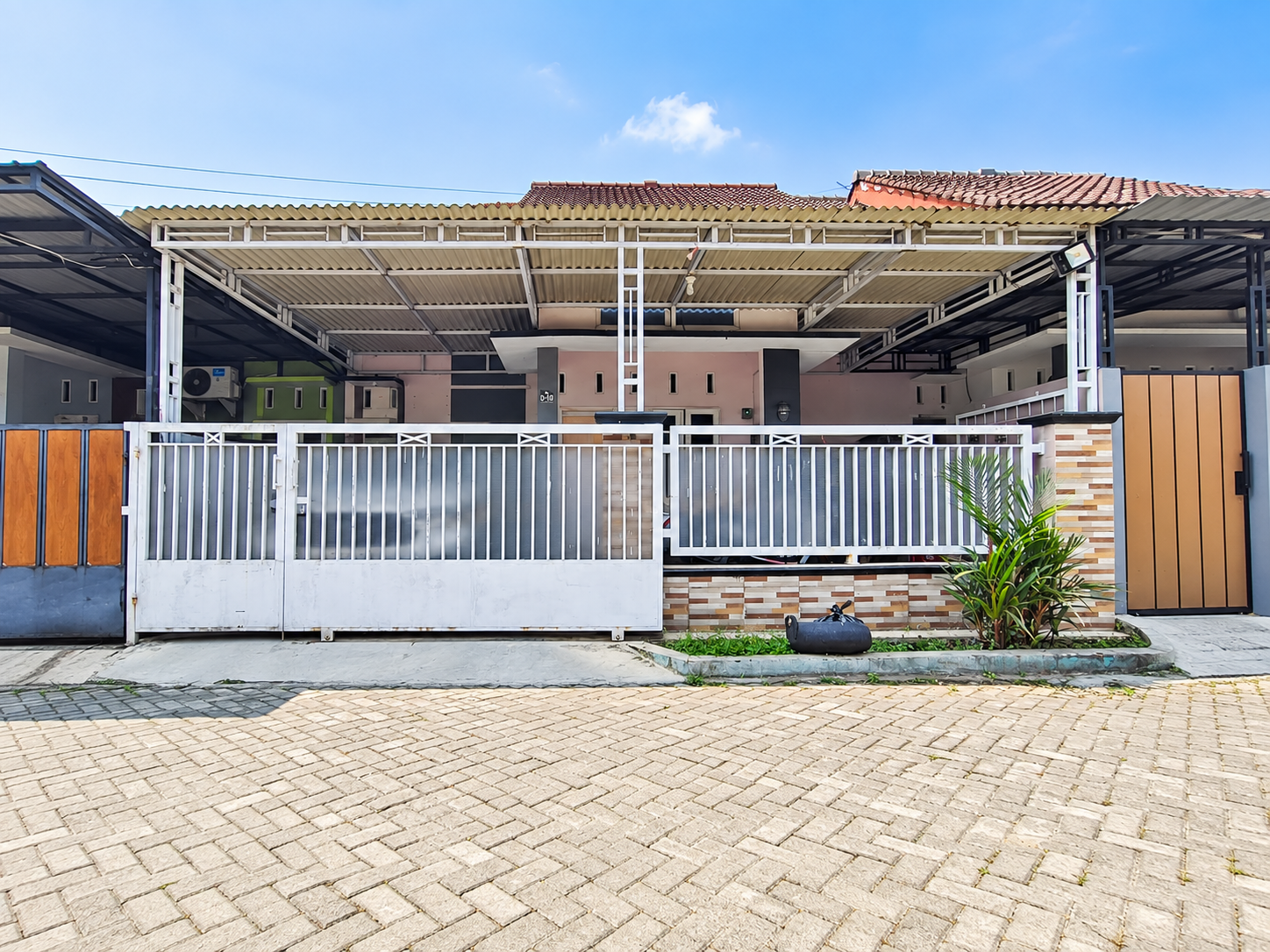 RUMAH HARGA MENARIK LOKASI STRATEGIS SIAP HUNI PURWOKERTO UTARA - Sumampir 