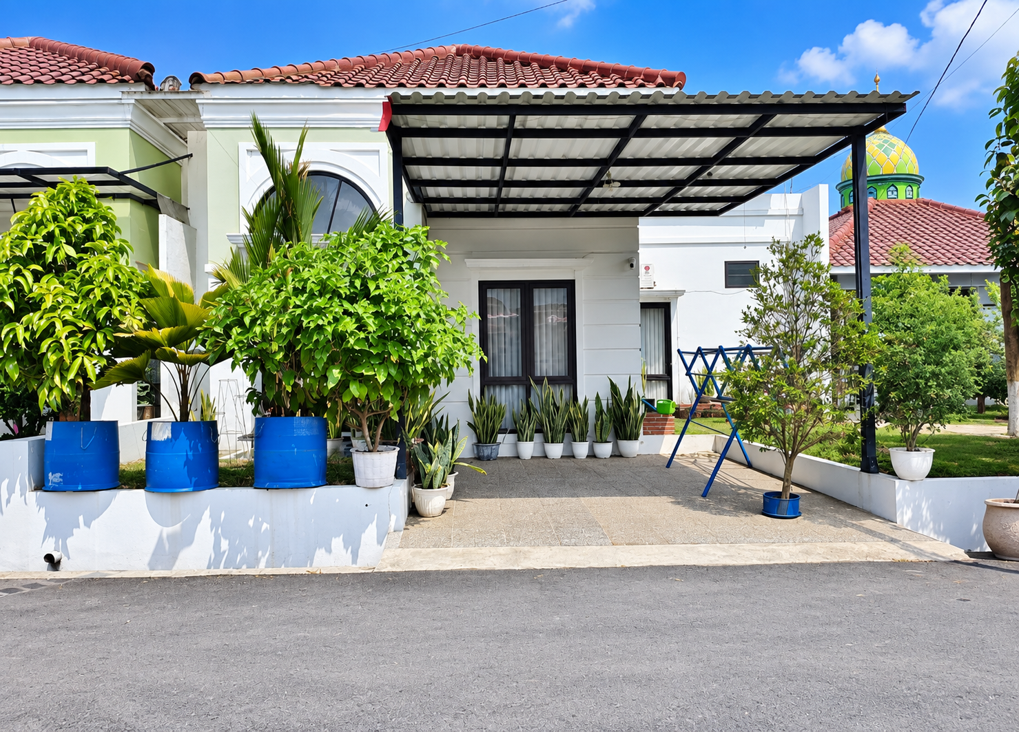 Rumah Cantik Siap Huni, 3 Kamar - Cuma 8 Mneit ke Kampus Unsoed  - Gintung