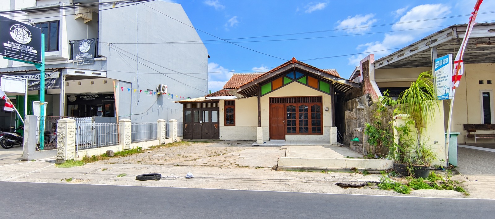 Disewakan Rumah Pinggir Jalan Dekat Kampus Unsud sumampir, JL Jatisari