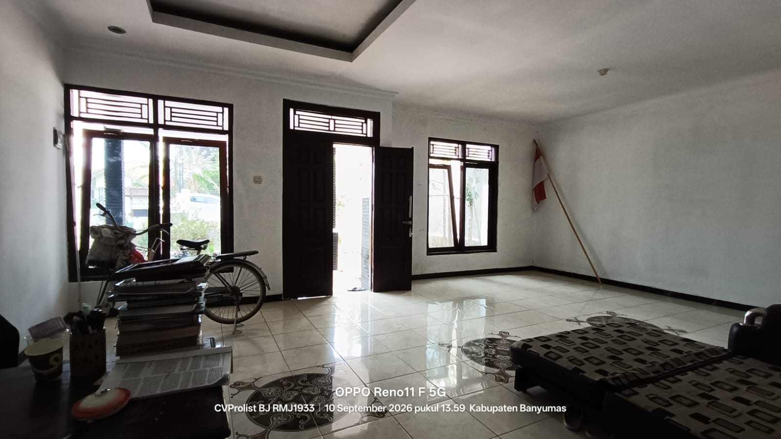  Dijual Rumah Besar Dan Halaman Luas Di Jalan Raya Bojongsari  Kembaran view 6
