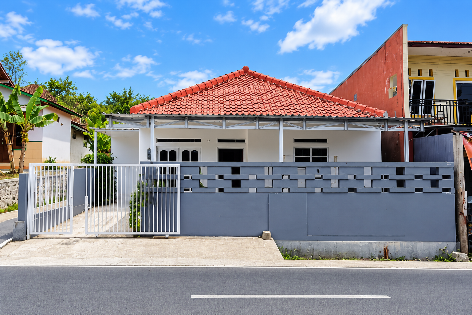 DIJUAL RUMAH BAGUS, HOOK DAN MURAH DI JALAN RAYA KABUPATEN KEBASEN - BANYUMAS view 1