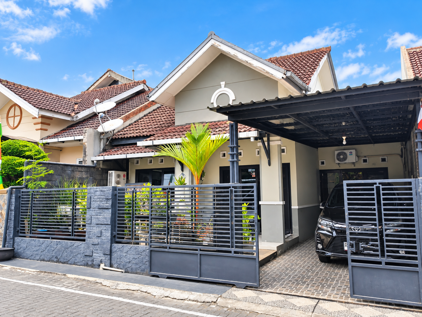  RUMAH CAKEP MANIS SIAP HUNI 4 KAMAR BONUS AC,  PURWANEGARA PURWOKERTO UTARA view 1