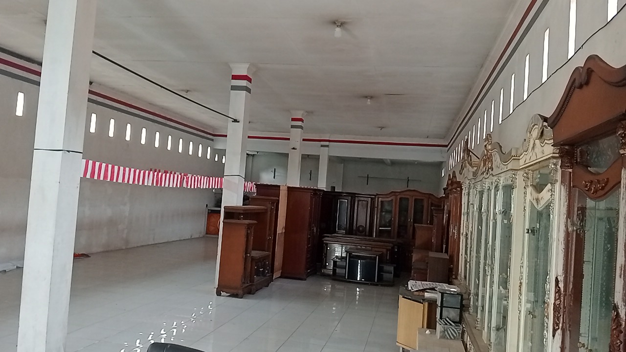 Dijual Ruko Strategis 1.5 Lantai Pinggir Jalan Utama, 2 Menit Terminal Bobotsari view 4
