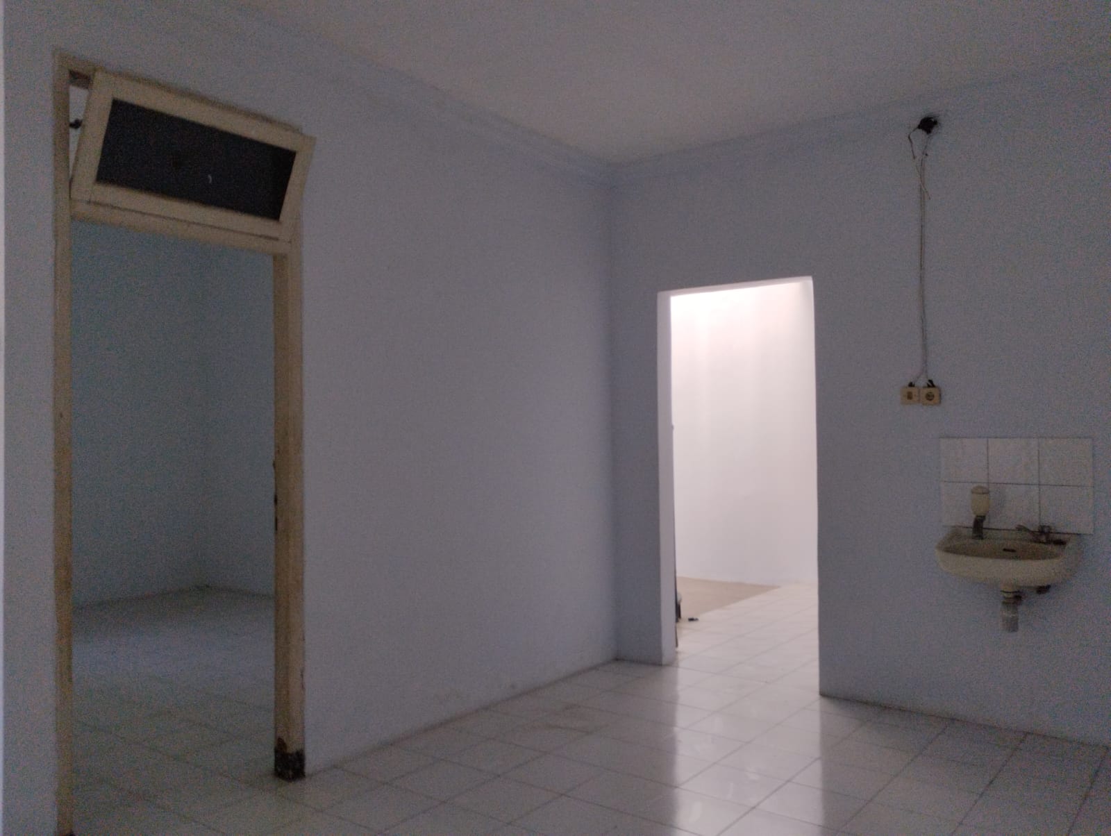 Disewakan Toko dan Kantor Siap Pakai Strategis 5 Menit Alun-alun Purbalingga view 12