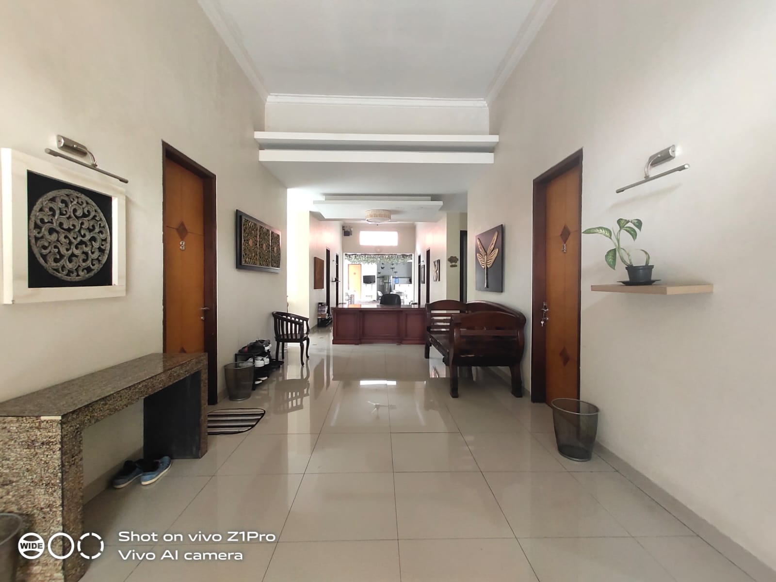 Rumah Kos Mewah Bangunan Modern  Strategis Kawasan Ramai Dekat Kedokteran UNSUD Dan UMP - Mersi view 3