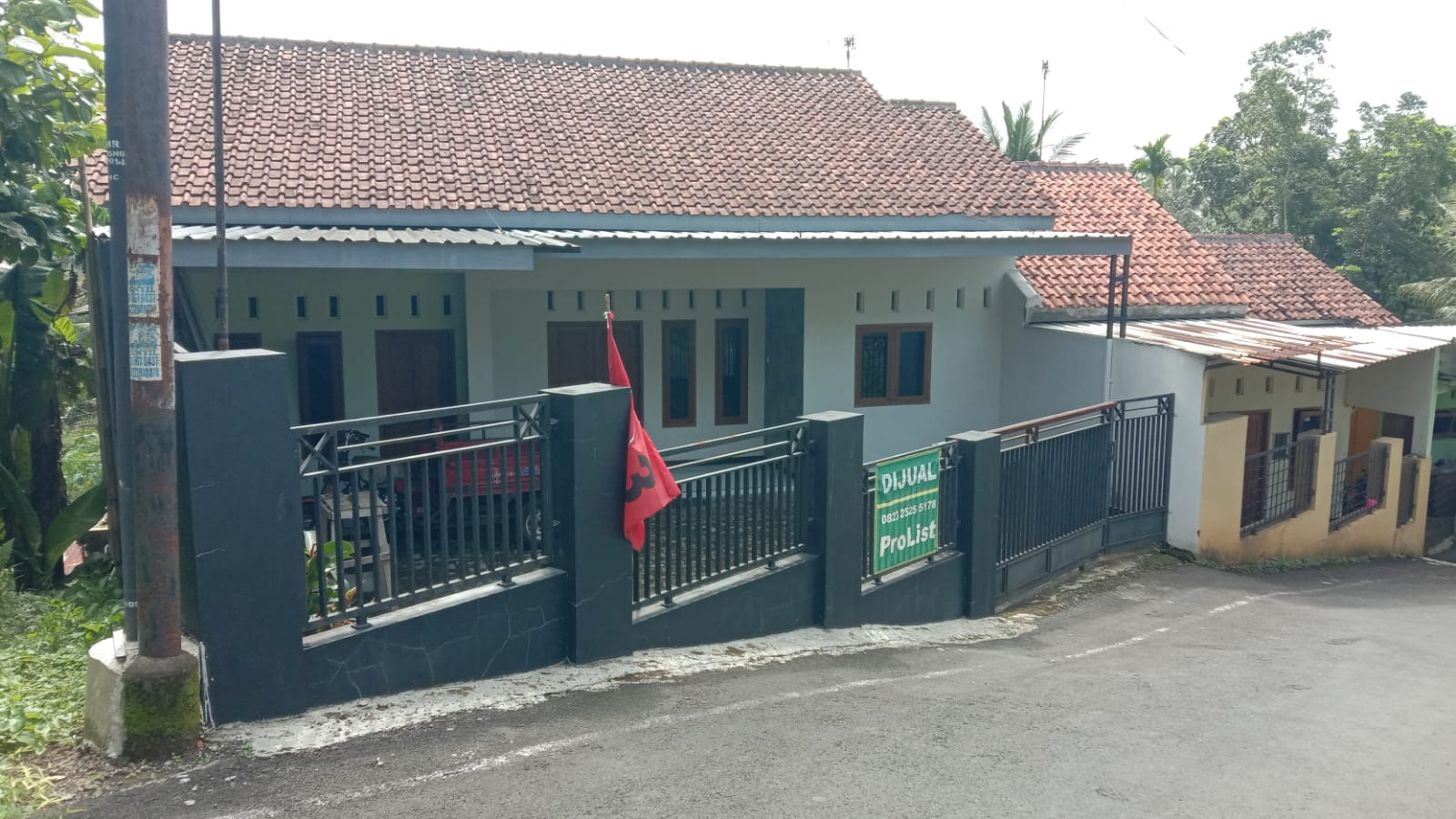 Dijual Rumah 2 Lantai 1 menit ke Kampus UNWIKU  - Bobosan view 2
