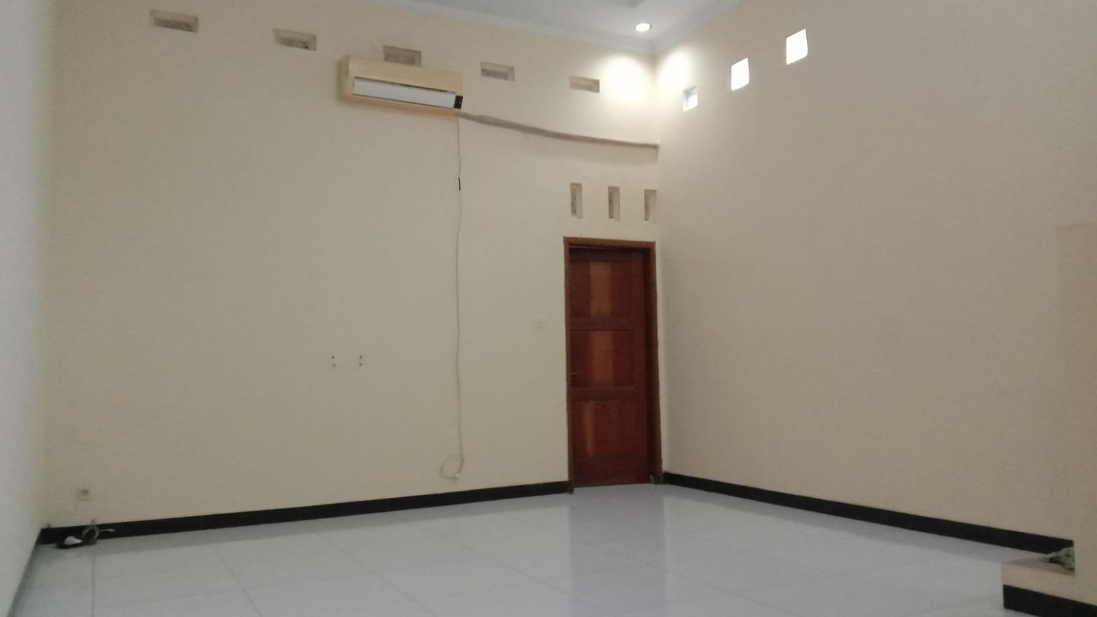 Dijual Rumah 2 Lantai 1 menit ke Kampus UNWIKU  - Bobosan view 20