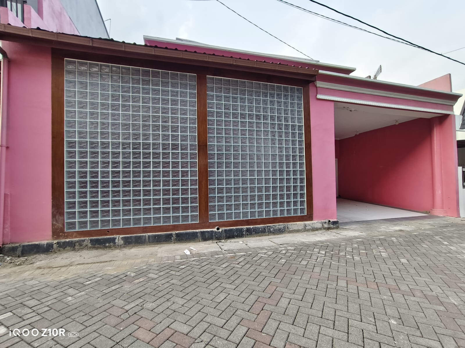 Disewakan Rumah Bonus AC One Hate System Area Purwokerto Timur - Graha view 1