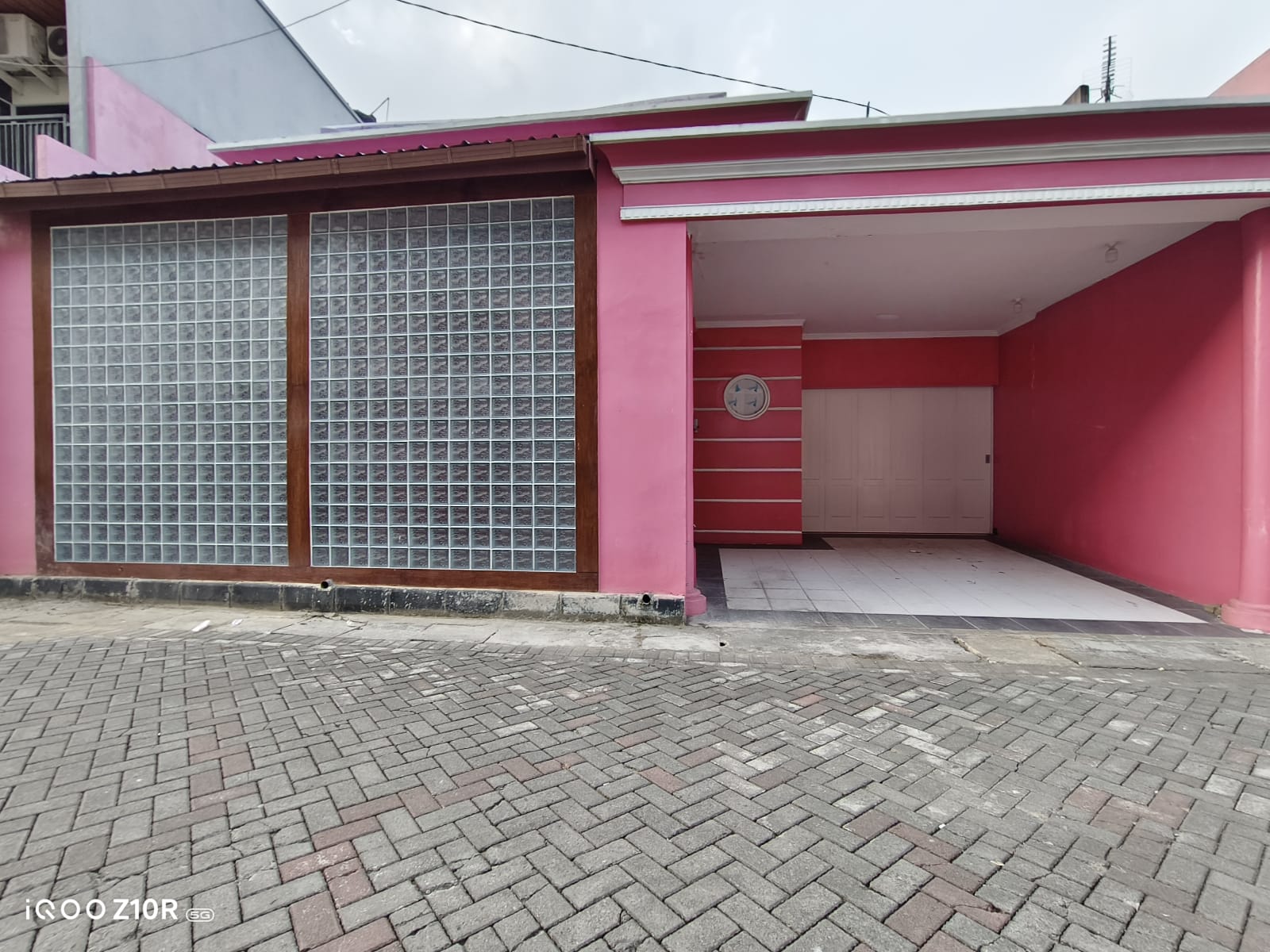 Disewakan Rumah Bonus AC One Hate System Area Purwokerto Timur - Graha view 2
