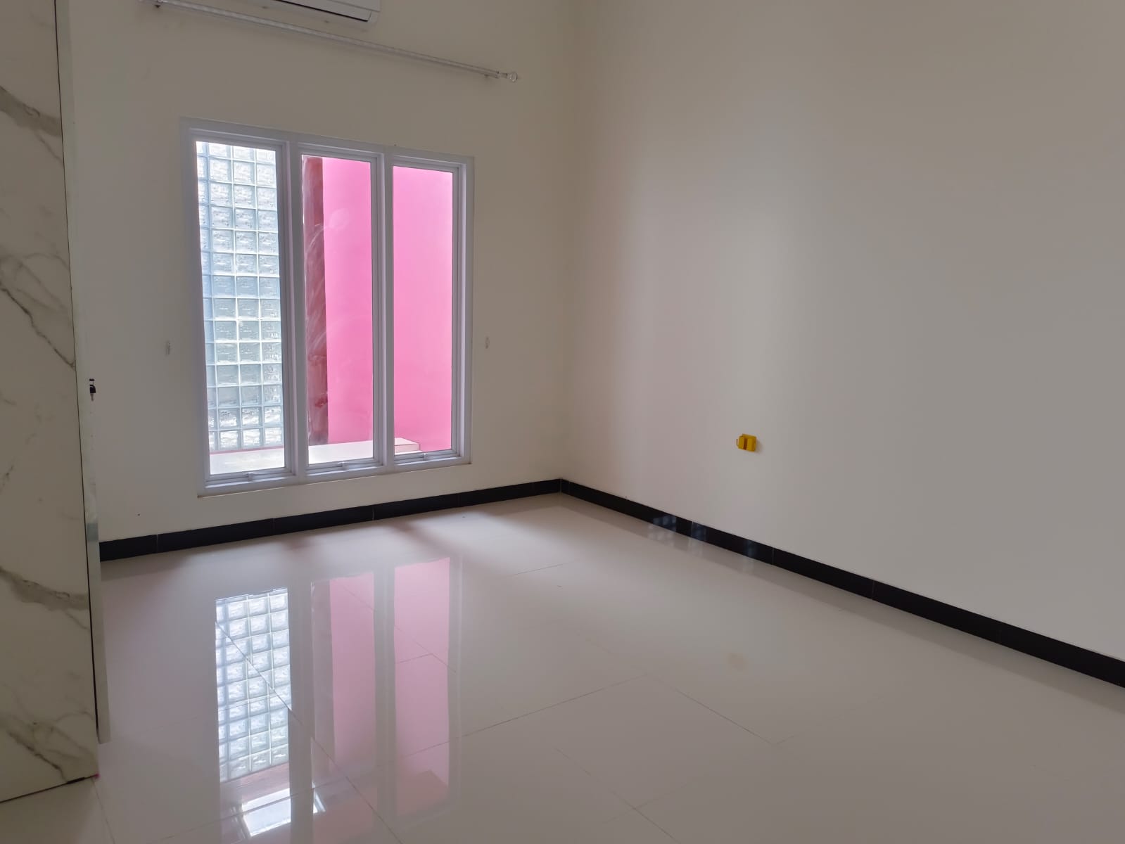 Disewakan Rumah Bonus AC One Hate System Area Purwokerto Timur - Graha view 10