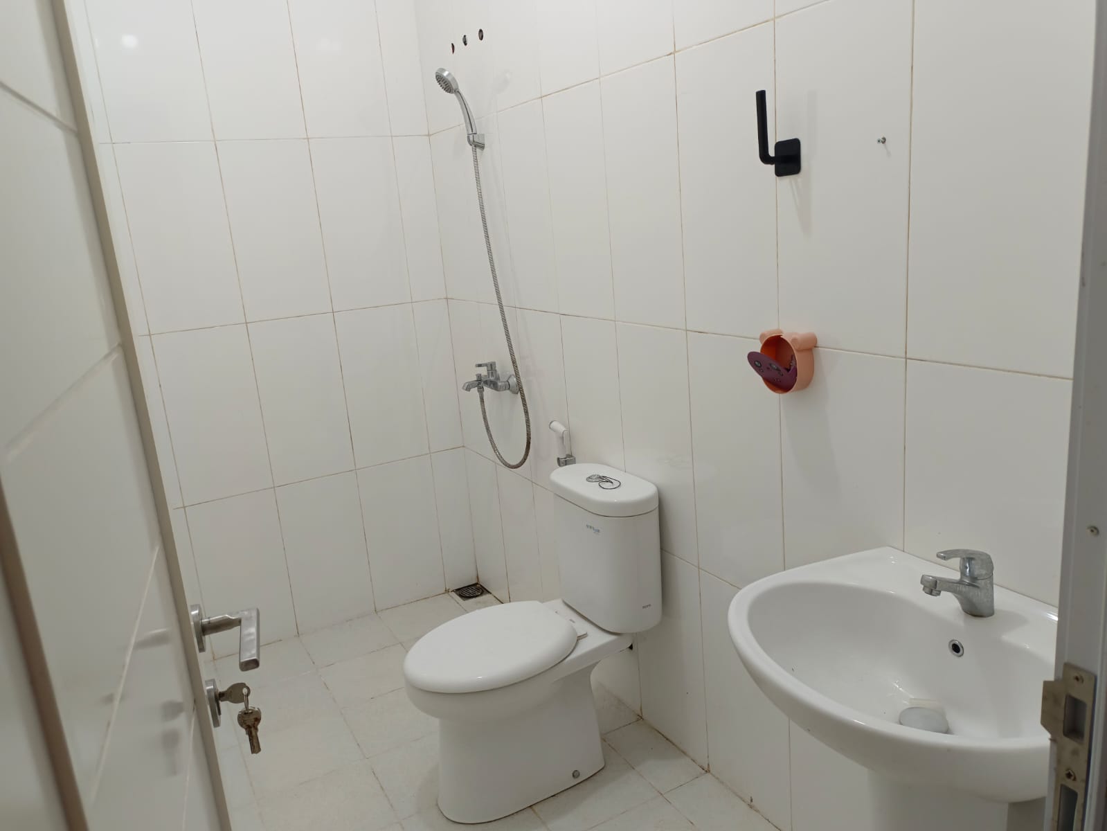 Disewakan Rumah Bonus AC One Hate System Area Purwokerto Timur - Graha view 13