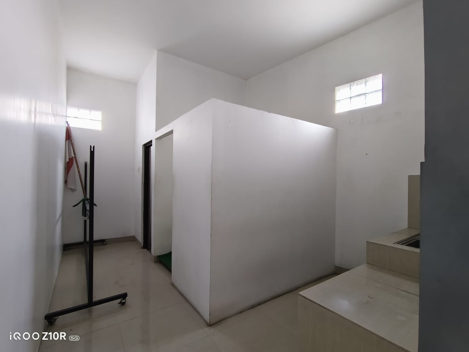  Disewakan Ruko Bangunan Luas Area Perkantoran Purwokerto Selatan - Berkoh view 9