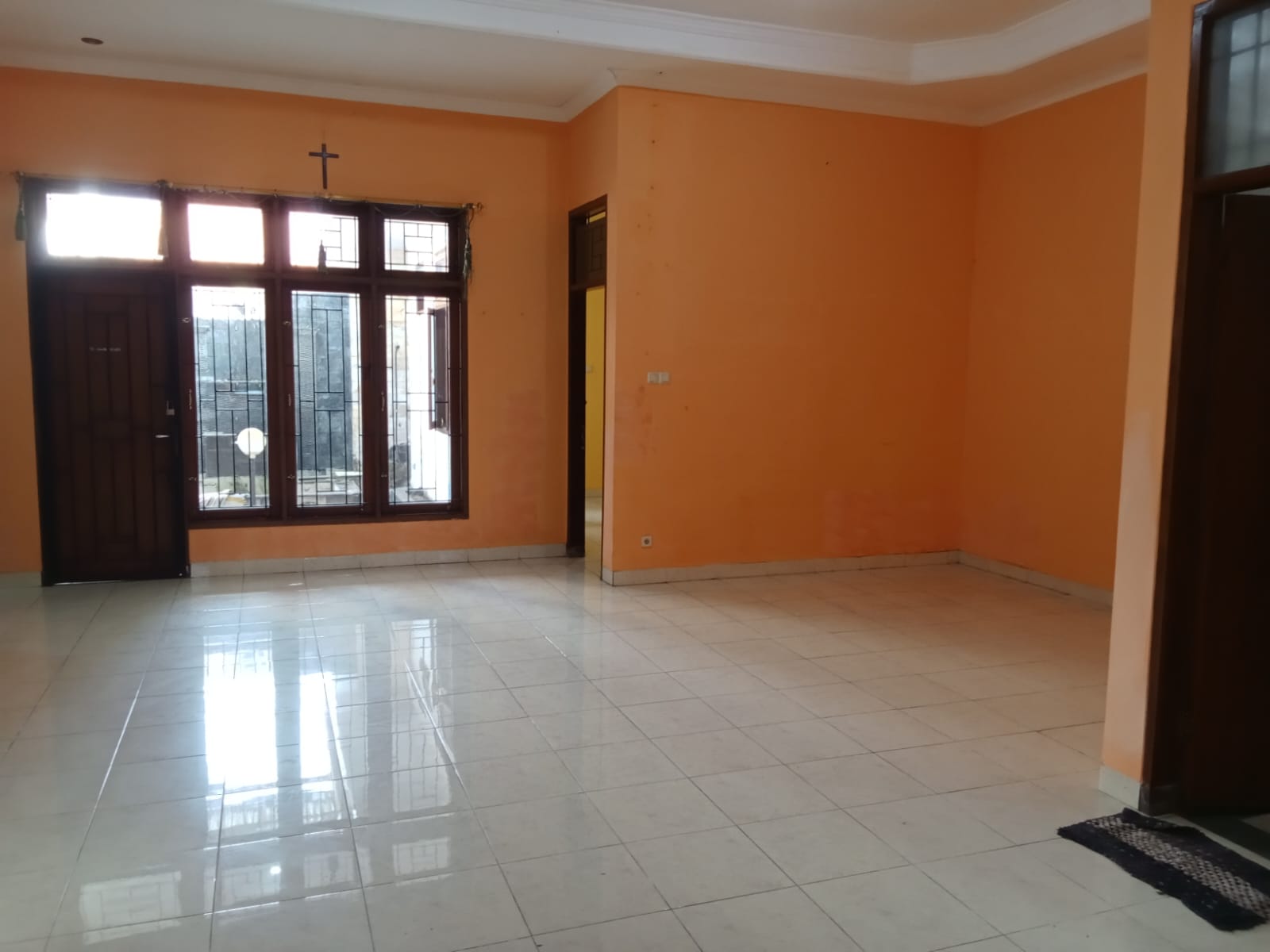 DIJUAL SEBUAH RUMAH DENGAN UDARA SEJUK DAN VIEW GUNUNG - Raffles view 6