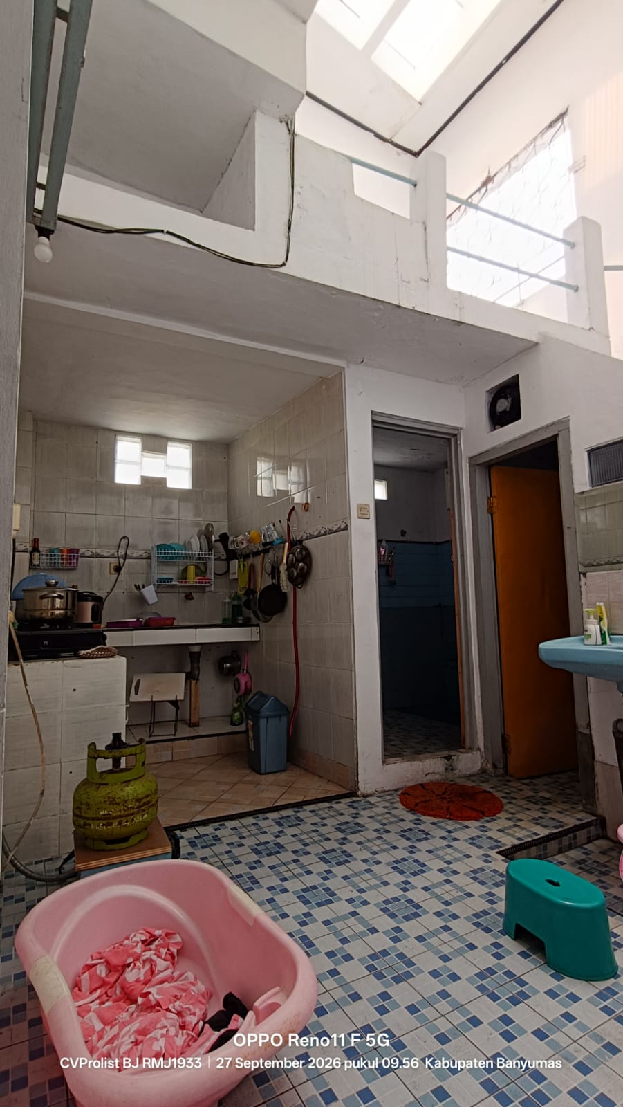  DIJUAL RUMAH HOOK 2 LANTAI, 2 MENIT KANTOR POS PURWOKERTO - Kali view 11
