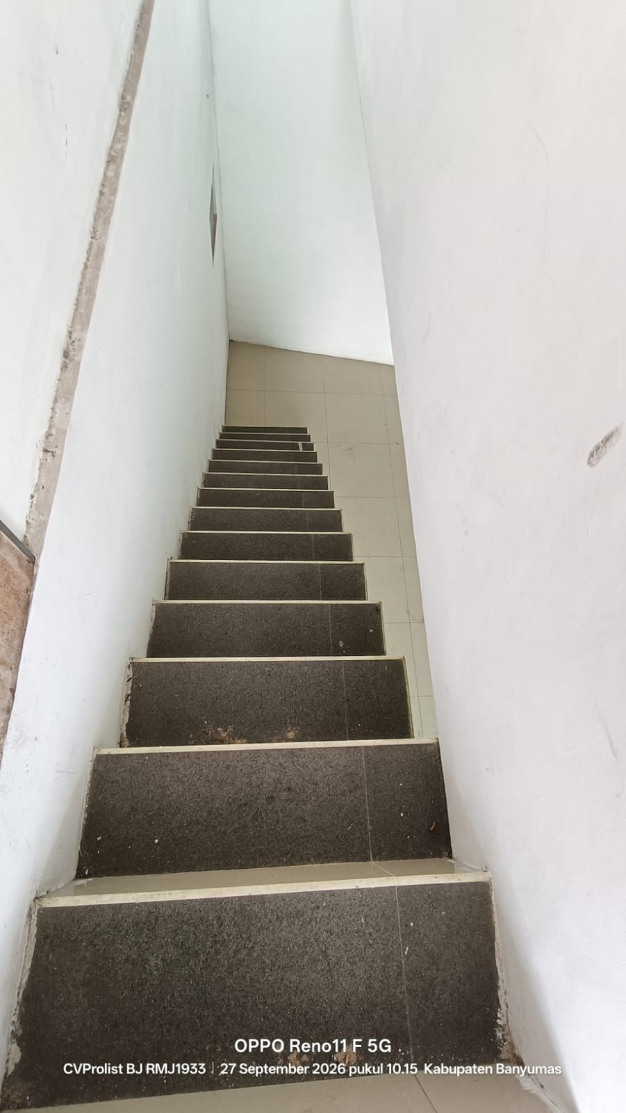  DIJUAL RUMAH HOOK 2 LANTAI, 2 MENIT KANTOR POS PURWOKERTO - Kali view 46
