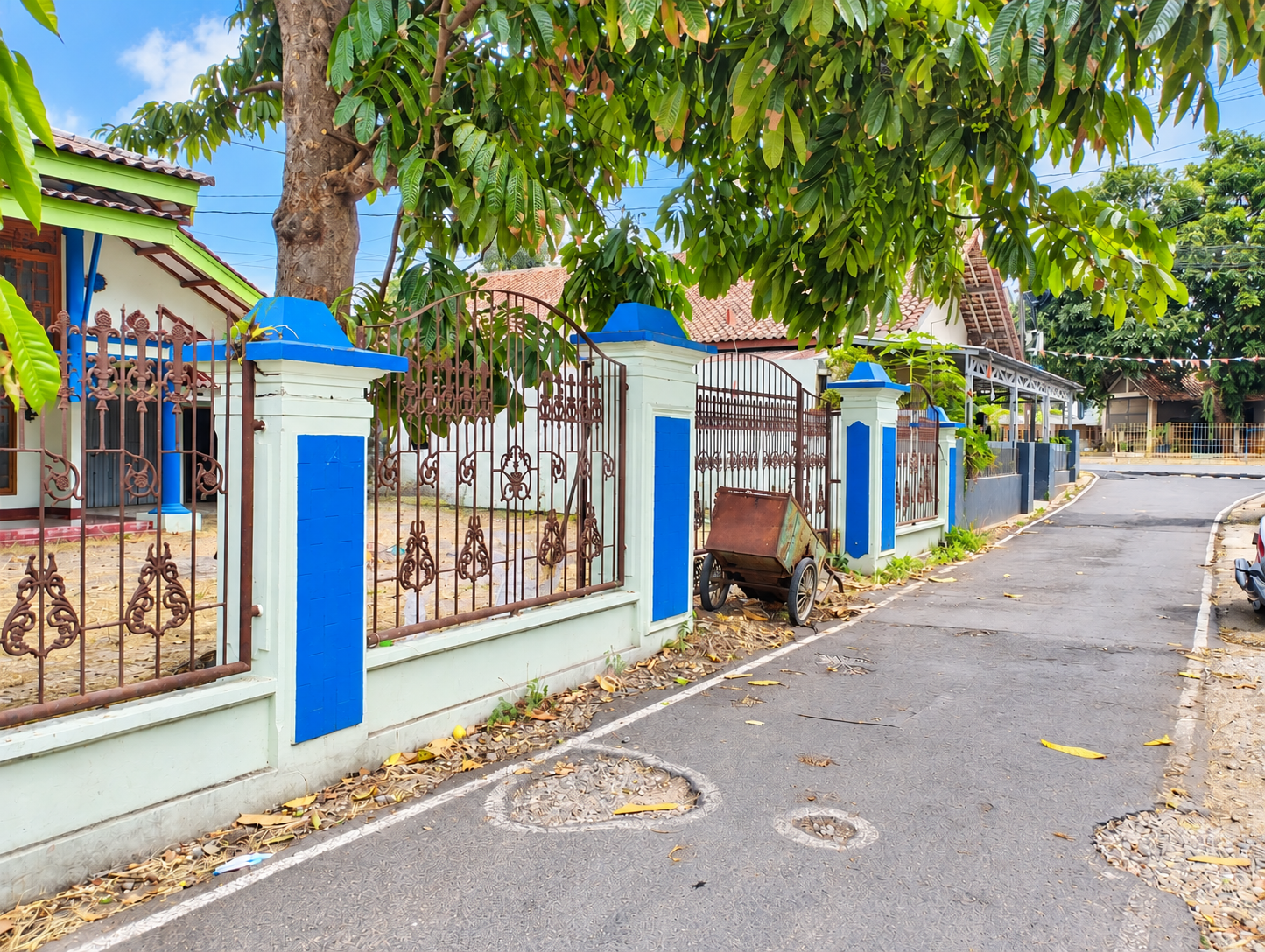 RUMAH SEWA BERGAYA KLASIK TROPIS 7 KAMAR, BANCARKEMBAR PURWOKERTO UTARA view 2