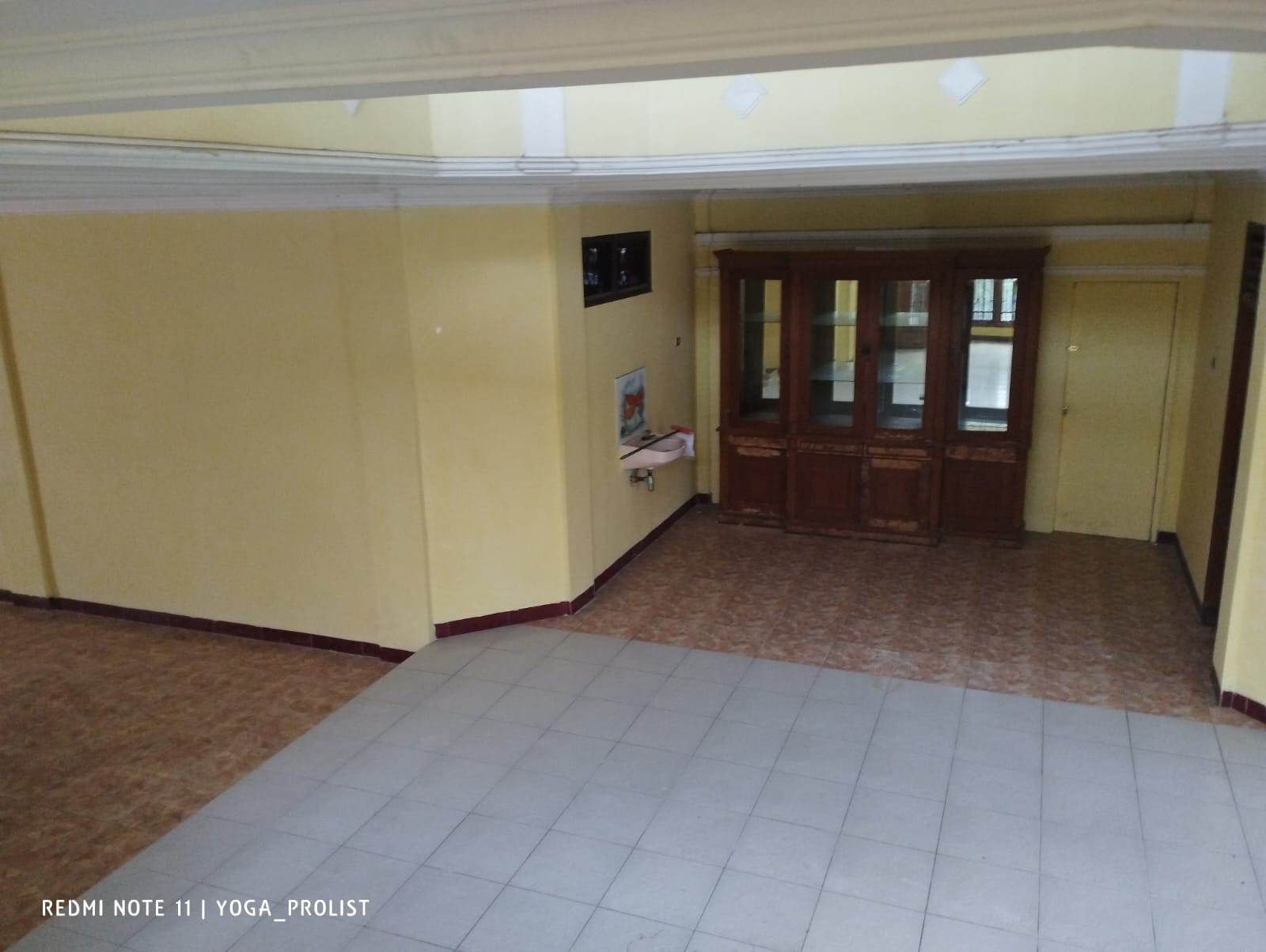 RUMAH SEWA BERGAYA KLASIK TROPIS 7 KAMAR, BANCARKEMBAR PURWOKERTO UTARA view 10