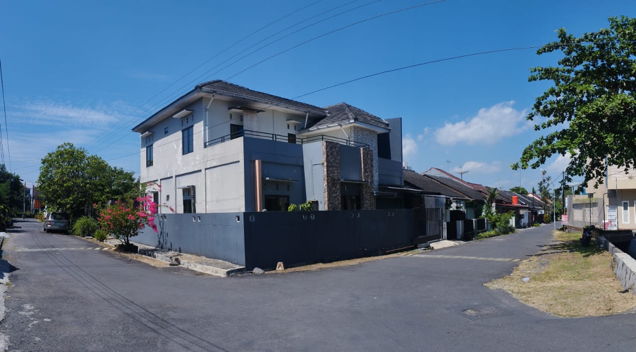 Rumah Hook Hawa Sejuk, Perum Exclusive Tengah Kota - Limas view 3