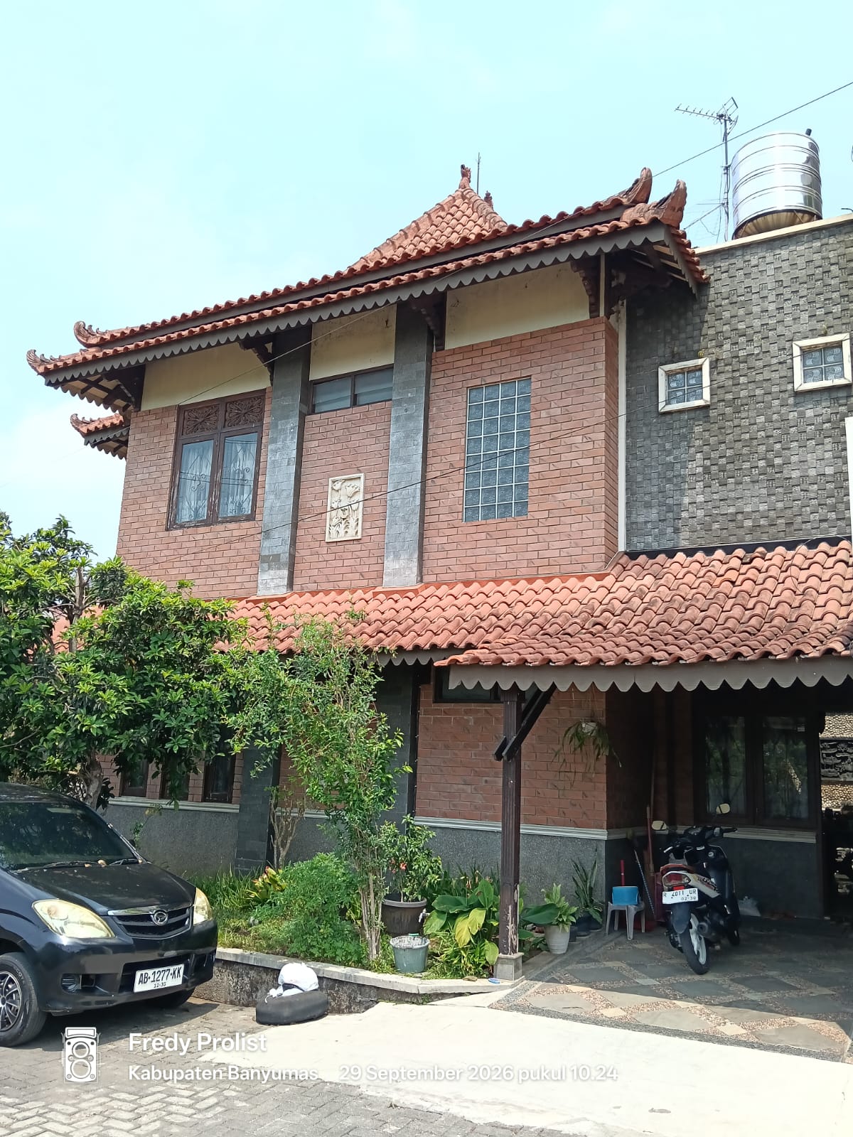 Dijual Rumah Estetis Semi Furnished Ornamen Adat Jawa Di Purwokerto view 2