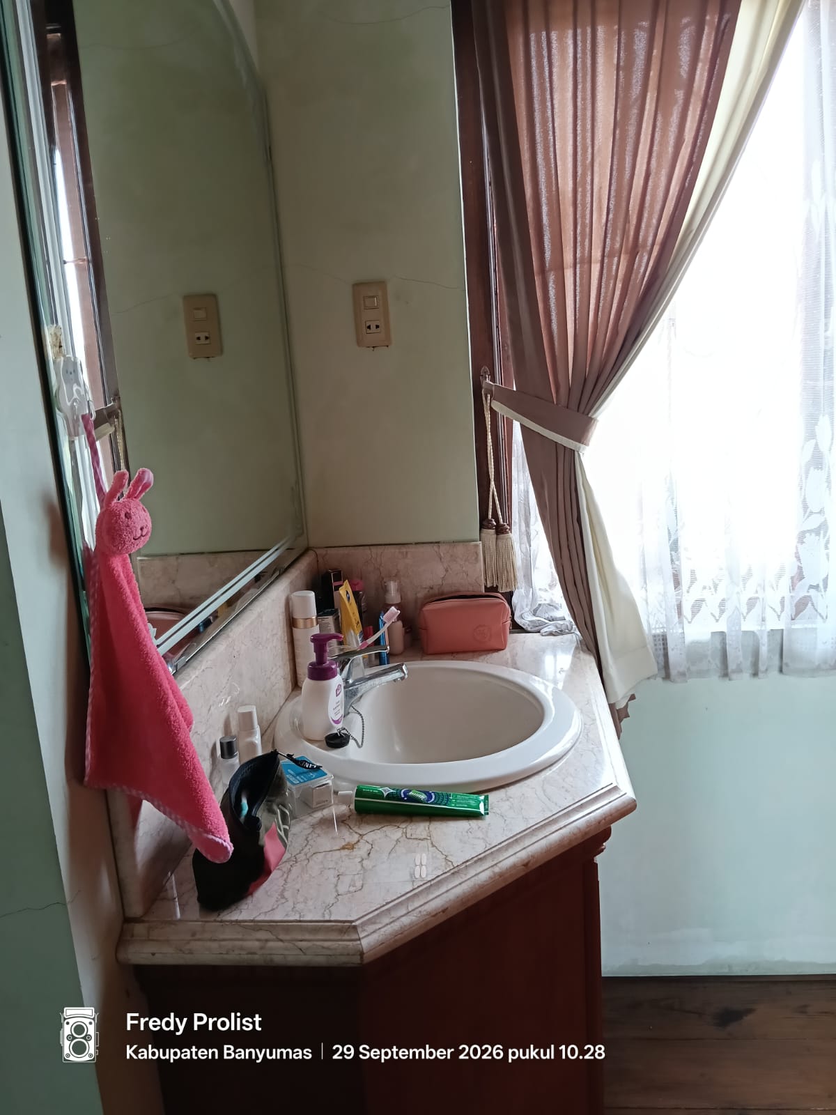 Dijual Rumah Estetis Semi Furnished Ornamen Adat Jawa Di Purwokerto view 18