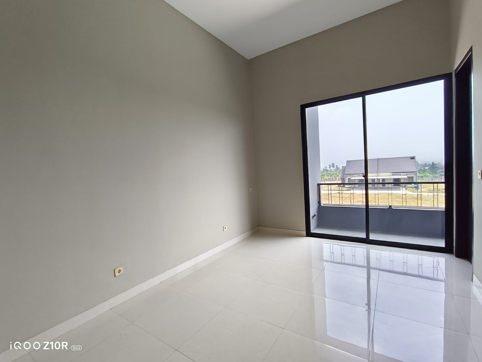 RUMAH MINIMALIS BARU DI LINGKUNGAN ELITE PURWOKERTO UTARA - Raffles view 7