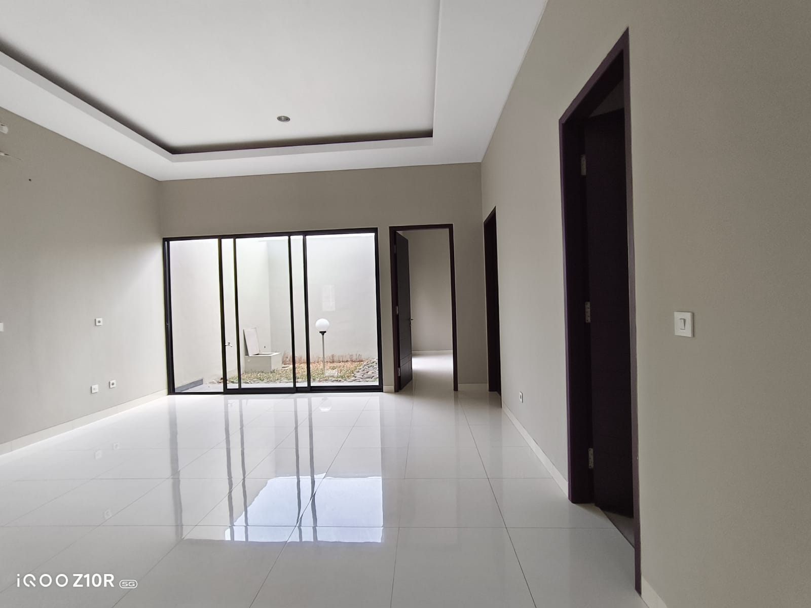 6 RUMAH MINIMALIS 3 KAMAR LINGKUNGAN ELITE PURWOKERTO UTARA - RAFFLES view 3
