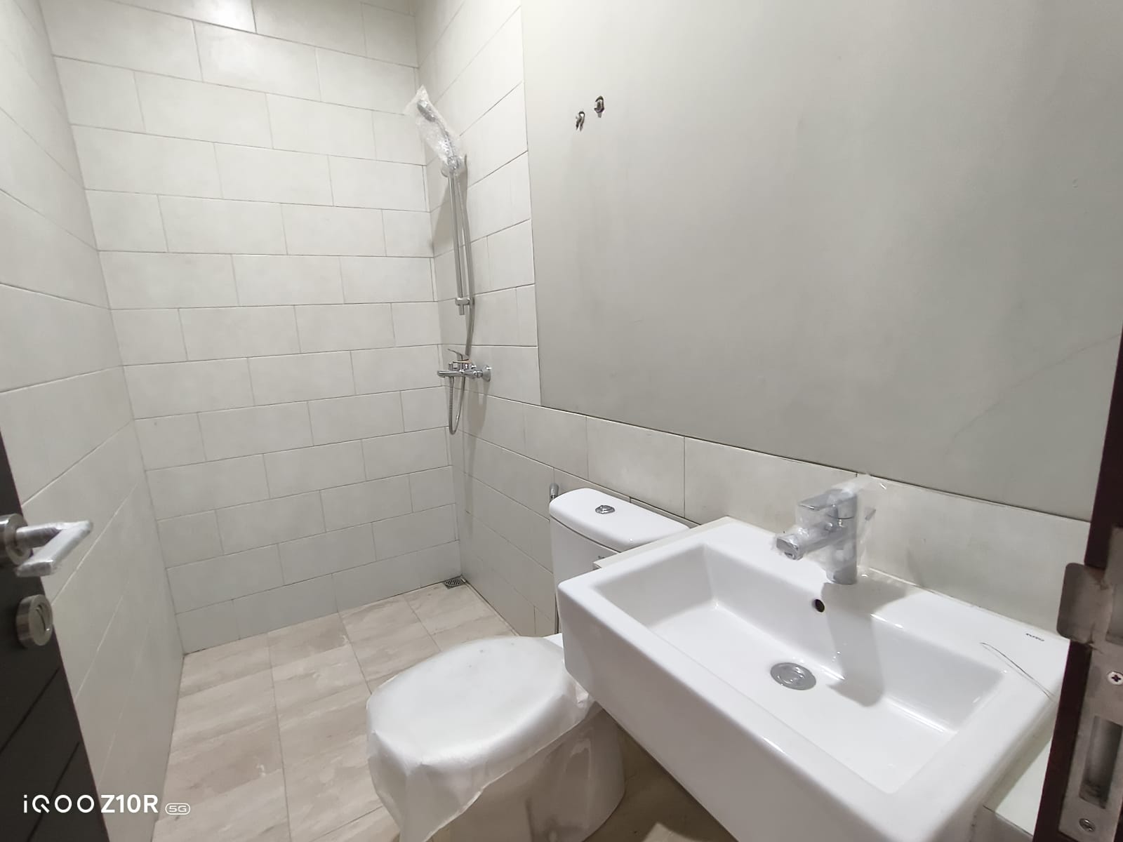 6 RUMAH MINIMALIS 3 KAMAR LINGKUNGAN ELITE PURWOKERTO UTARA - RAFFLES view 9