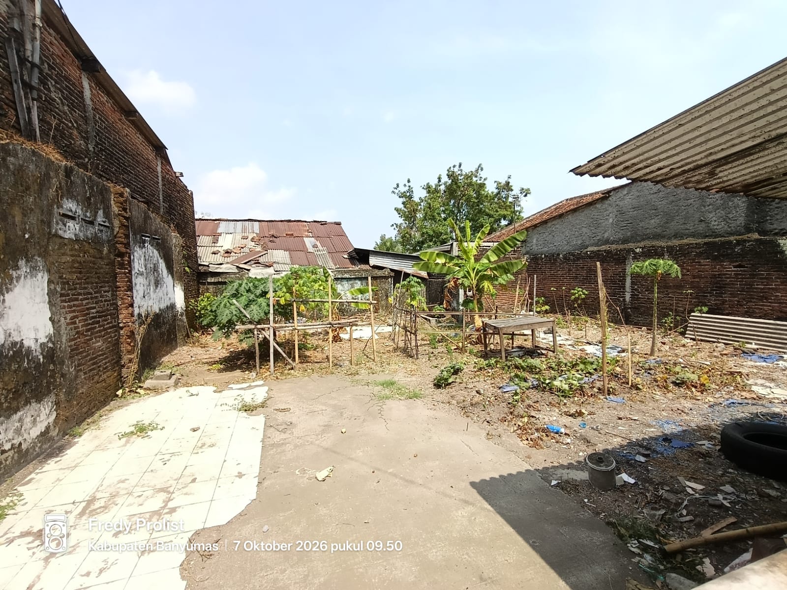 Dijual Toko Dan Tanah Pekarangan Lebar 17 Meter Di Purwokerto Timur - Arcawinangun view 2