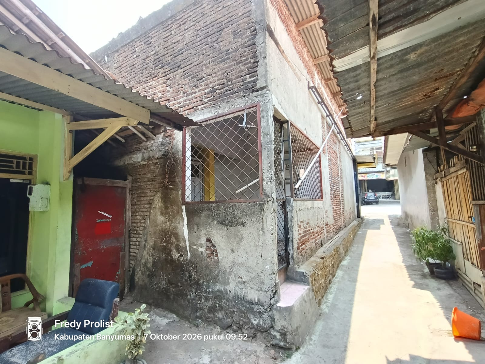 Dijual Toko Dan Tanah Pekarangan Lebar 17 Meter Di Purwokerto Timur - Arcawinangun view 3