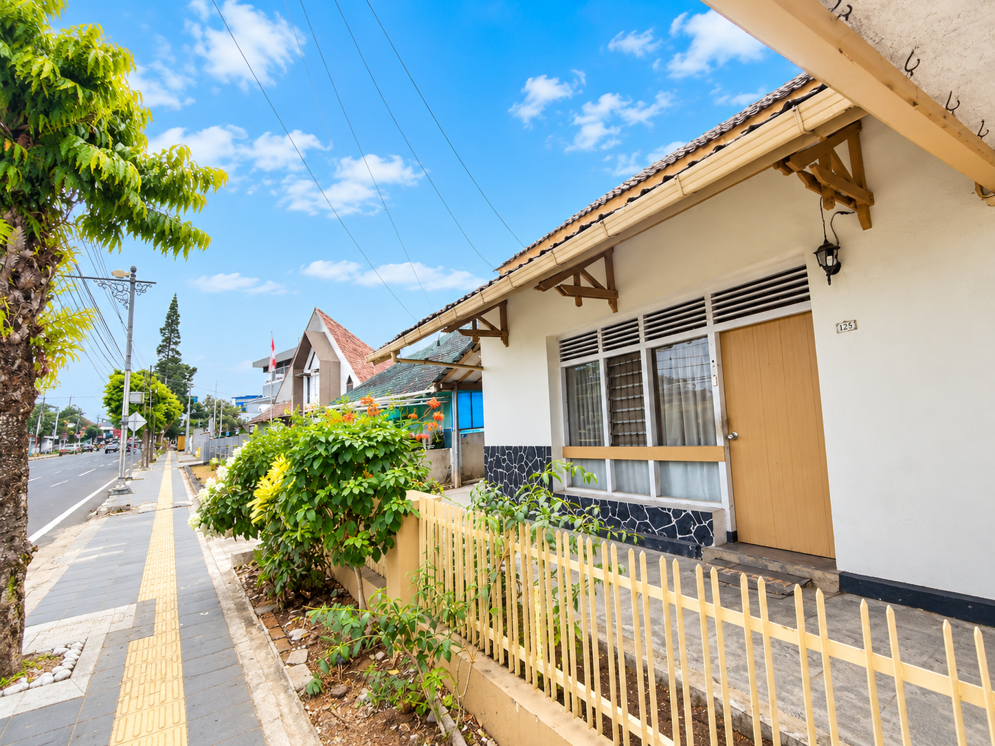 DIJUAL TANAH BONUS RUMAH VINTAGE, JALUR UTAMA PURBALINGGA view 2