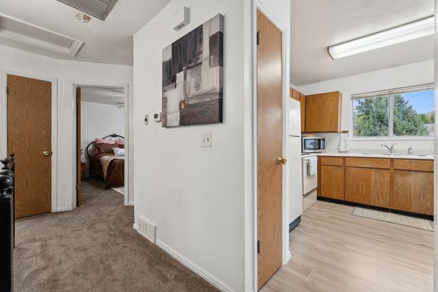 21 E 925 S, Farmington_HDR007