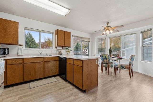 21 E 925 S, Farmington_HDR008