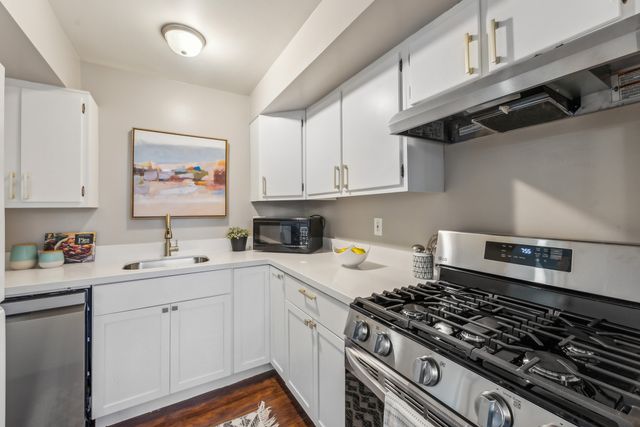 251 S 700 E 49, Salt Lake City_HDR004