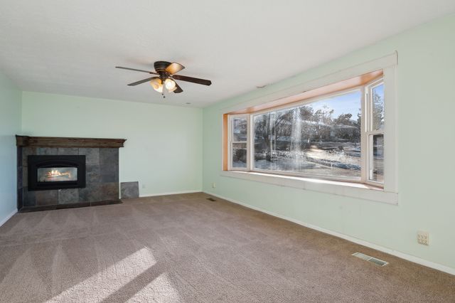 1091 E Center St, Bountiful_HDR001