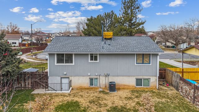 73 E 950 S, Layton_Drone006