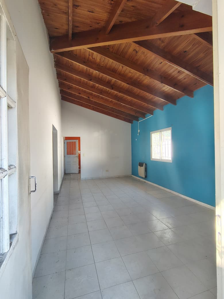 Venta - Casa en Cesario Bernaldo de Quirós 1996, Ituzaingó - Foto 2