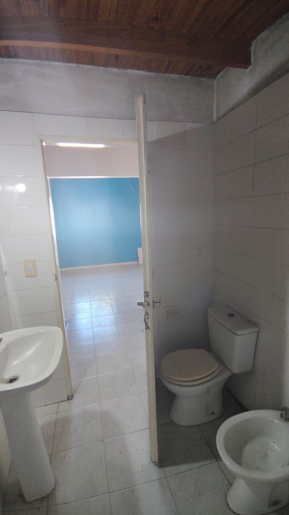 Venta - Casa en Cesario Bernaldo de Quirós 1996, Ituzaingó - Foto 6